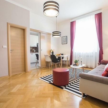 Apartament Angela Main Street Luxury Oasis & Free Parking Zagrzeb Zewnętrze zdjęcie