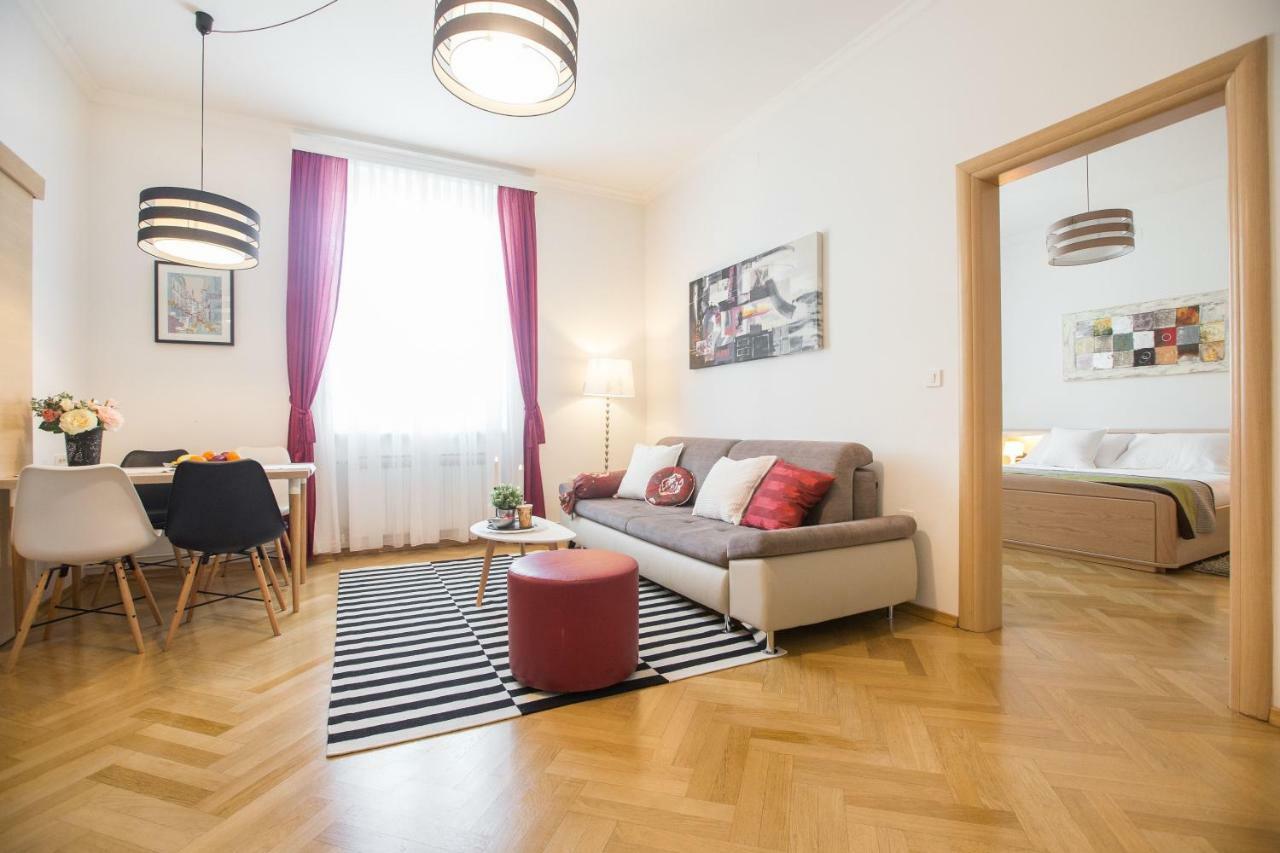 Apartament Angela Main Street Luxury Oasis & Free Parking Zagrzeb Zewnętrze zdjęcie