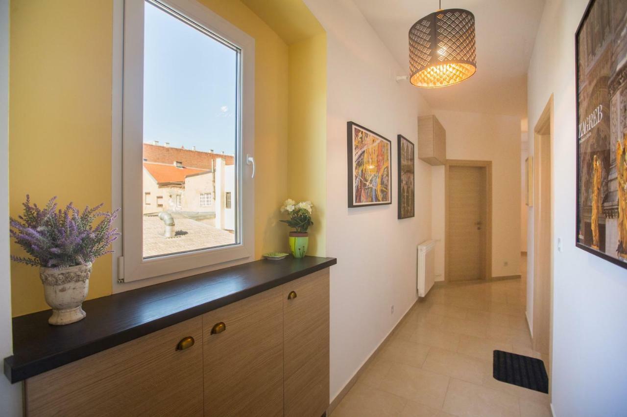 Apartament Angela Main Street Luxury Oasis & Free Parking Zagrzeb Zewnętrze zdjęcie