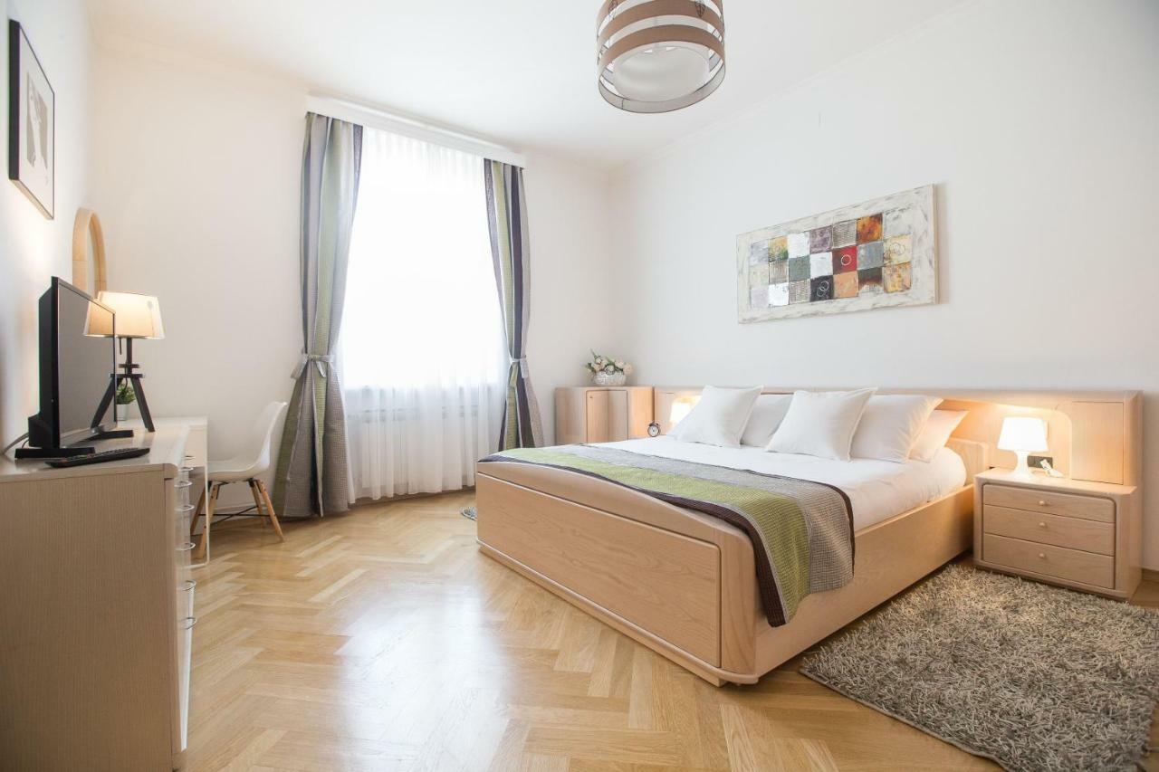 Apartament Angela Main Street Luxury Oasis & Free Parking Zagrzeb Zewnętrze zdjęcie